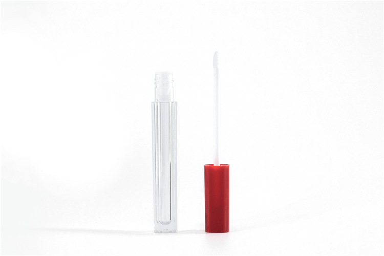 Square lip gloss tube  2.jpg